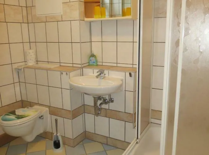 Pensionat Zimmervermietung Zum 3*